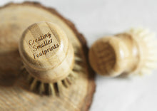Load image into Gallery viewer, Natural Handheld Scrubbers